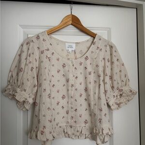 NWT Things Between Floral Top